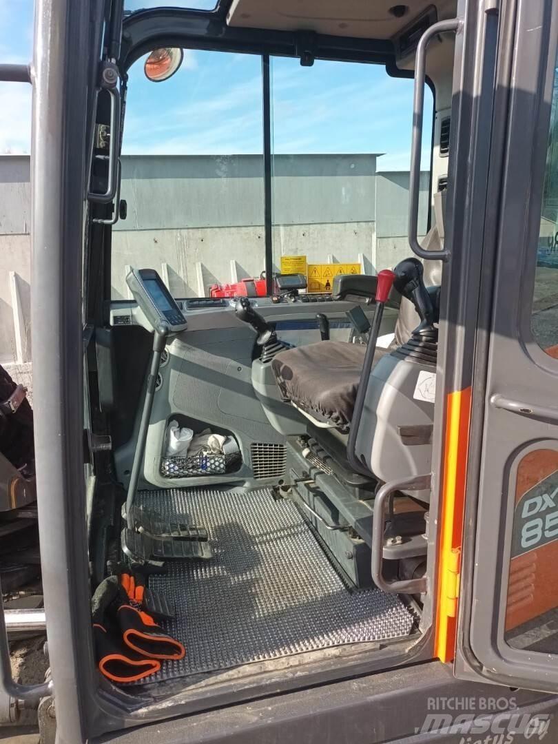 Doosan DX85 R Excavadoras 7t - 12t