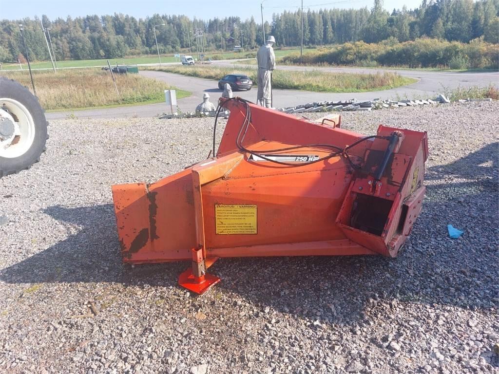 Esko 251 Otros equipos para carreteras y quitanieves