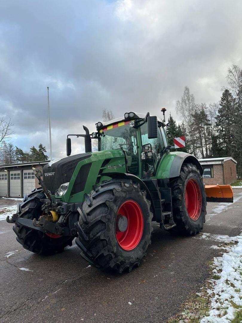 Fendt 828 VARIO Tractores