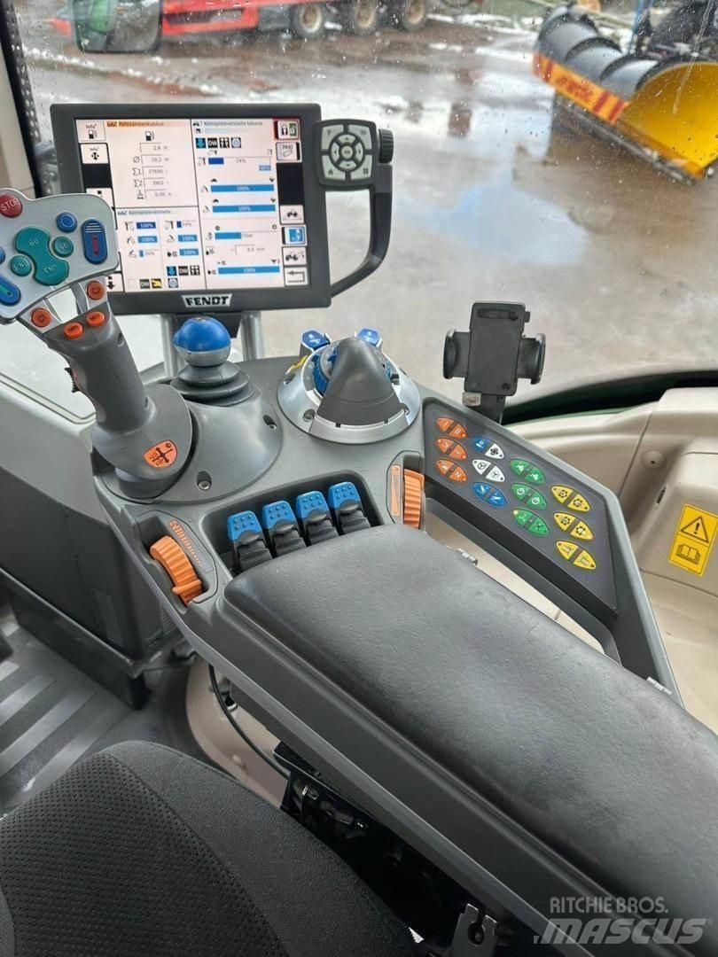 Fendt 828 VARIO Tractores