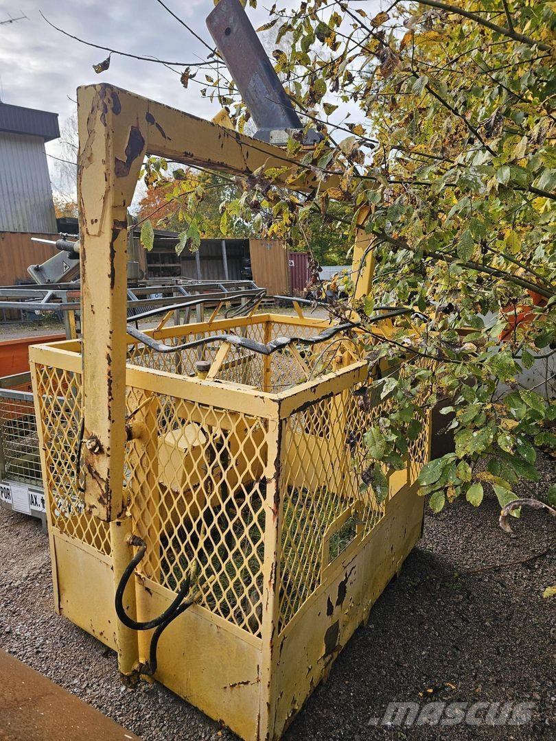  Henkilökori Grúas articuladas y otra maquinaria de elevación