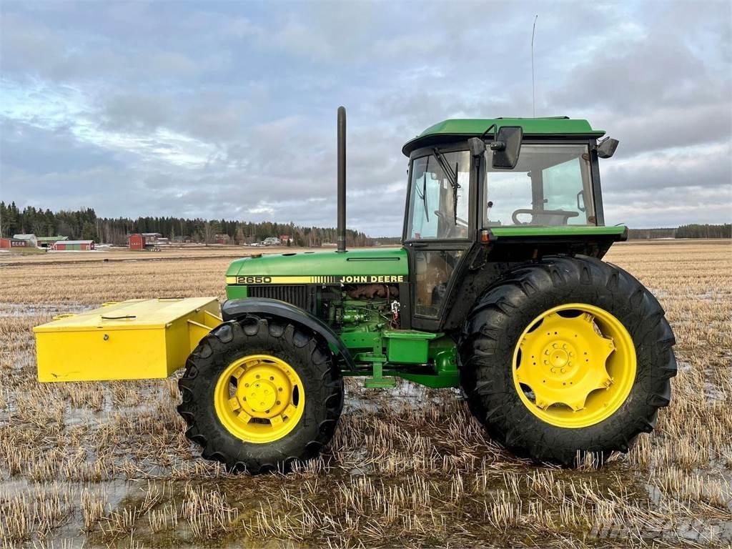 John Deere 2650 Tractores