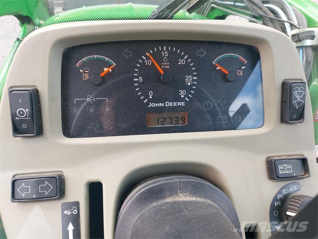 John Deere 3720 Tractores