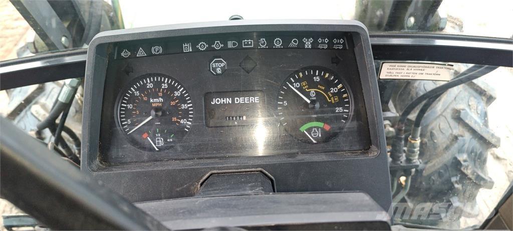 John Deere 6400 Tractores