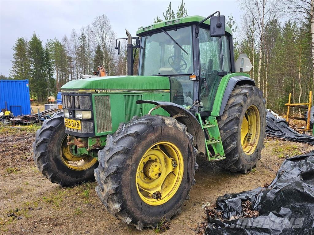 John Deere 6800 Tractores