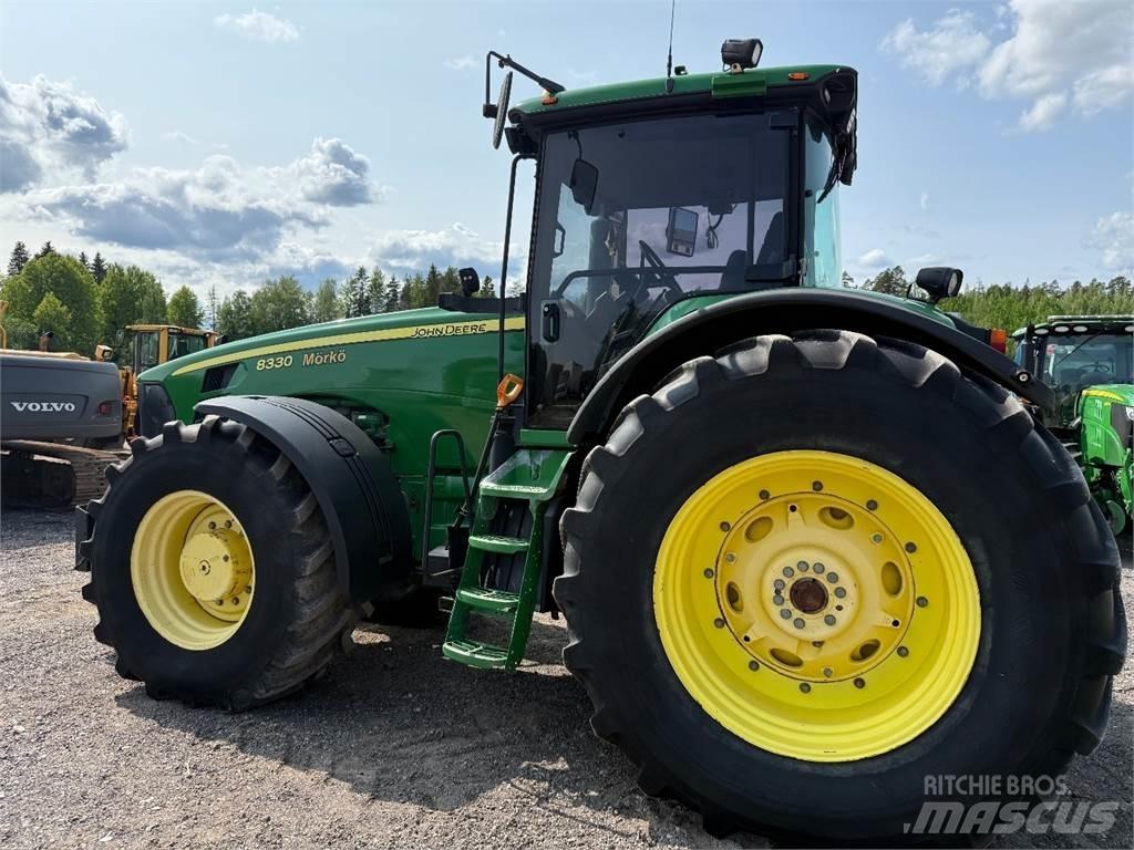 John Deere 8330 Tractores
