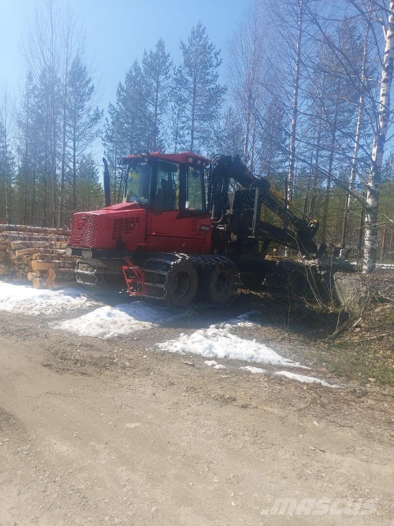 Komatsu 840 TX Autocargadoras