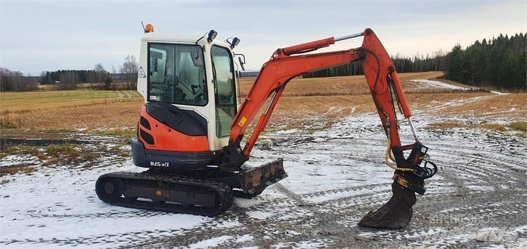 Kubota U25-3 Mini excavadoras < 7t
