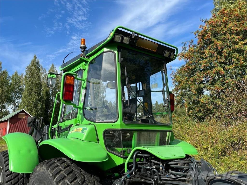 Lännen 860S Retrocargadoras