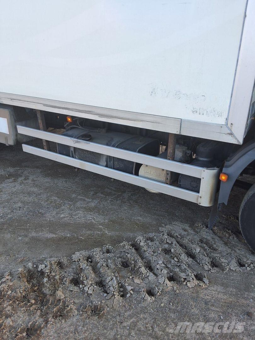 MAN Tgm 15.240 Camiones caja cerrada