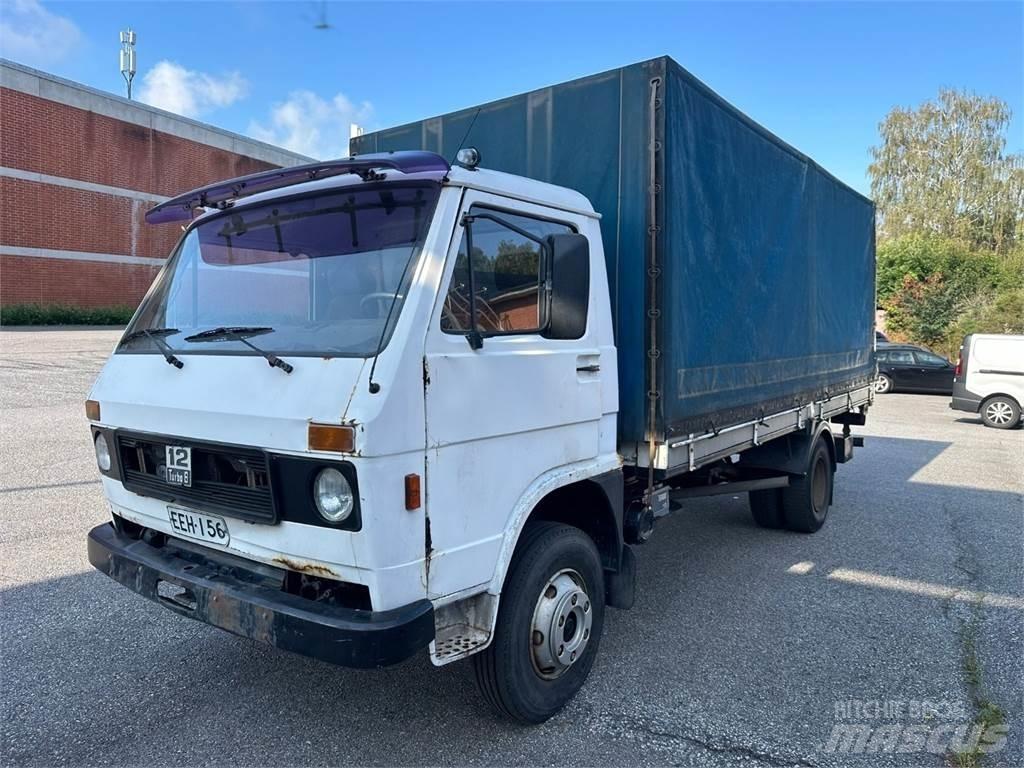 MAN Vw 9.136 Camión con caja abierta