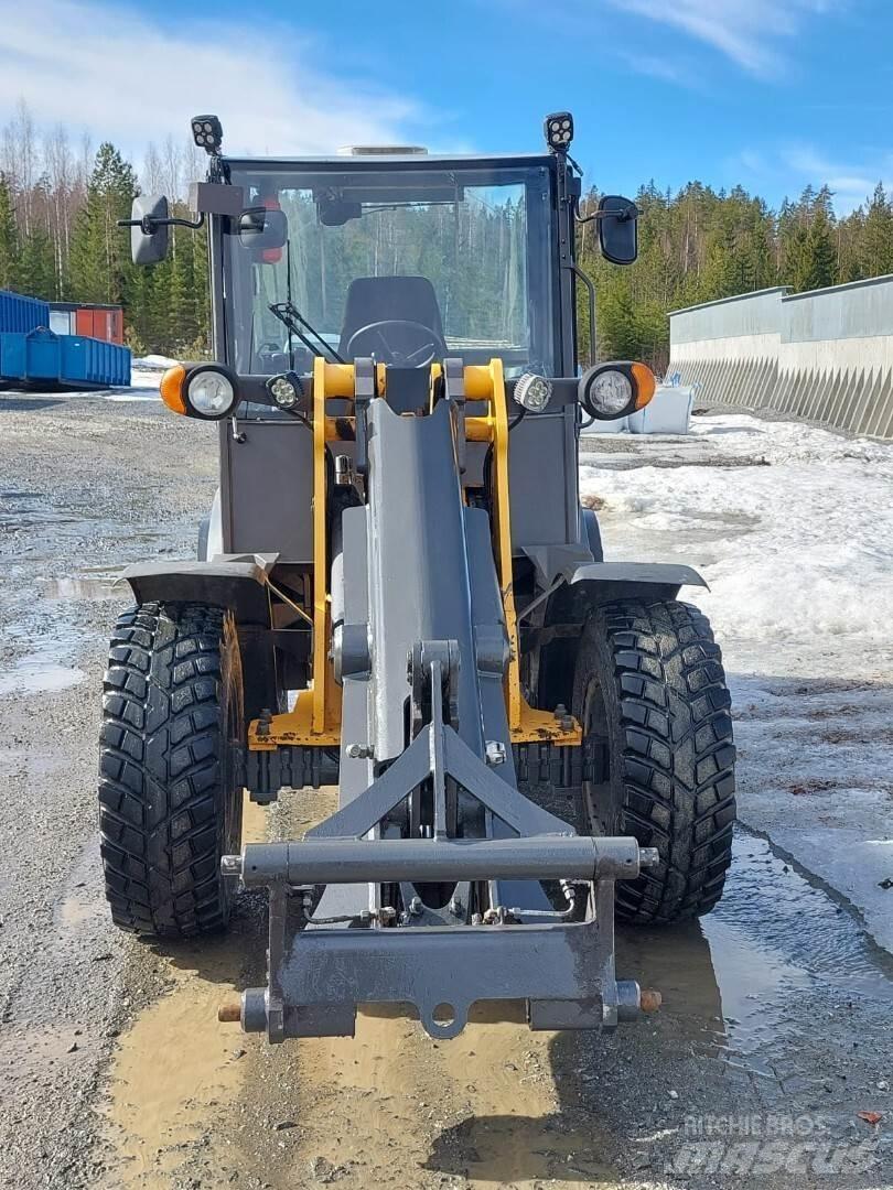 Mecalac Ax 850 Cargadoras sobre ruedas
