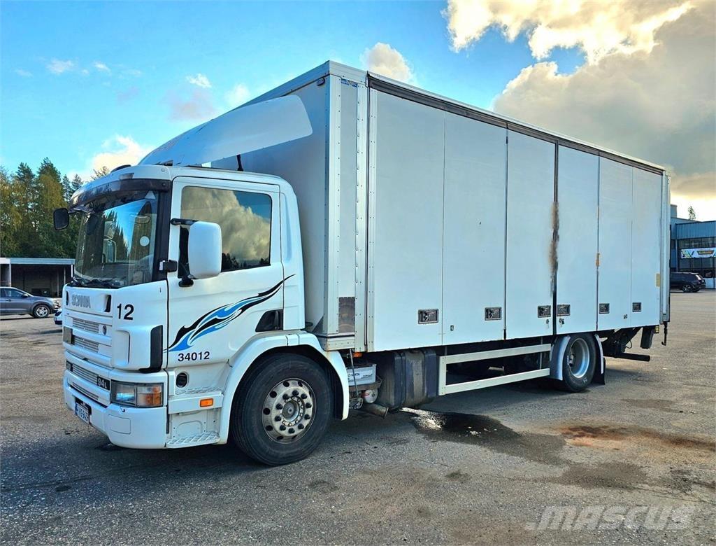 Scania 94L 4X2 Camiones caja cerrada