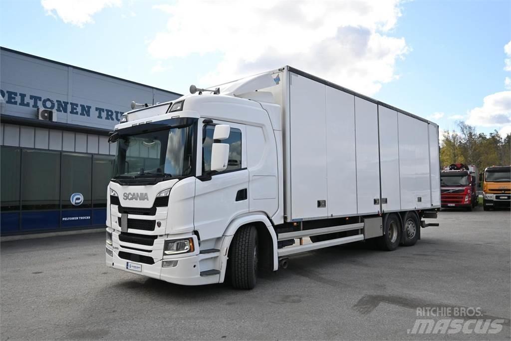 Scania G410 6X2 Camiones caja cerrada