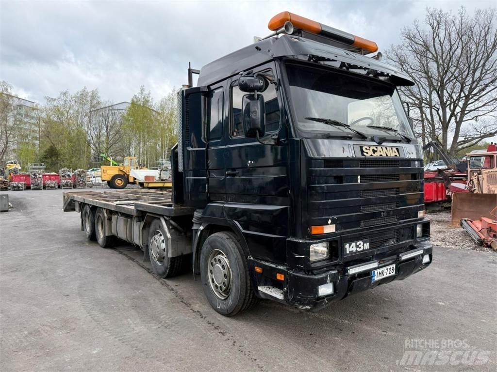 Scania R 143 8x2 Camiones portacoches