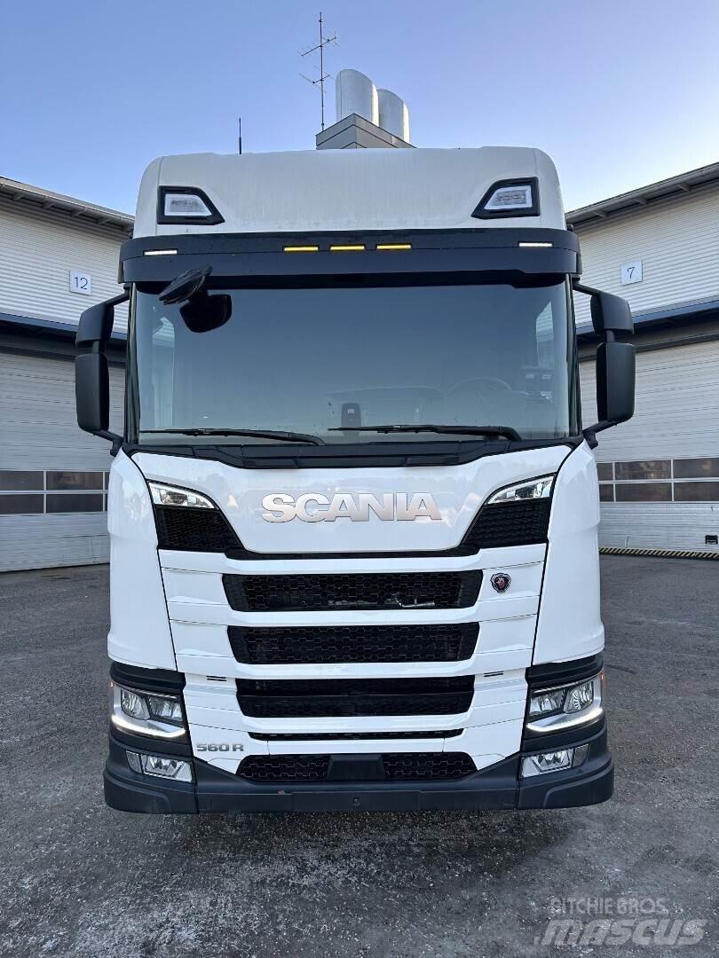 Scania R560 6x4 Cabezas tractoras