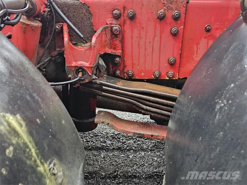 Sisu E12M 8X2 Camiones polibrazo