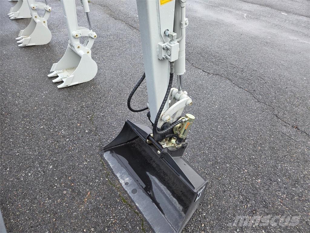 Takeuchi TB210R Mini excavadoras < 7t