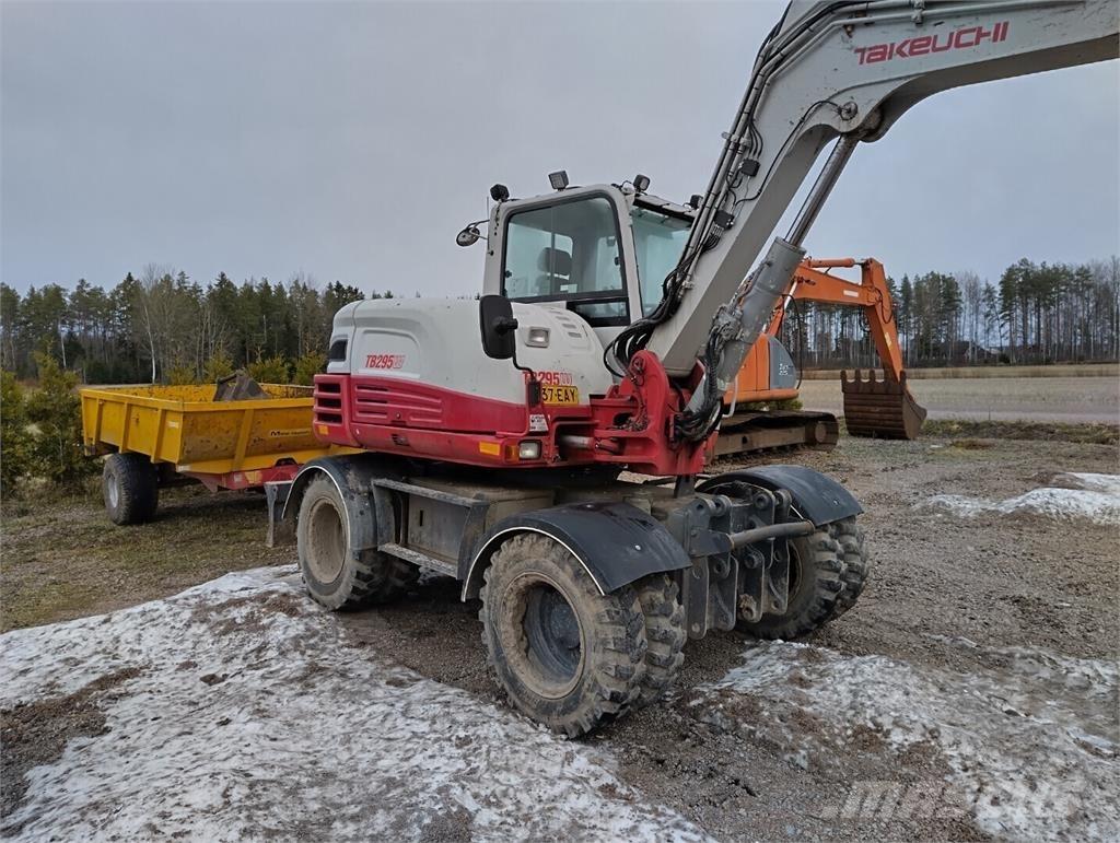 Takeuchi TB295W Excavadoras de ruedas