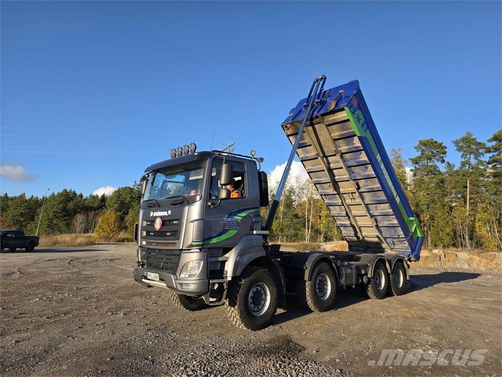 Tatra Phoenix Tractores