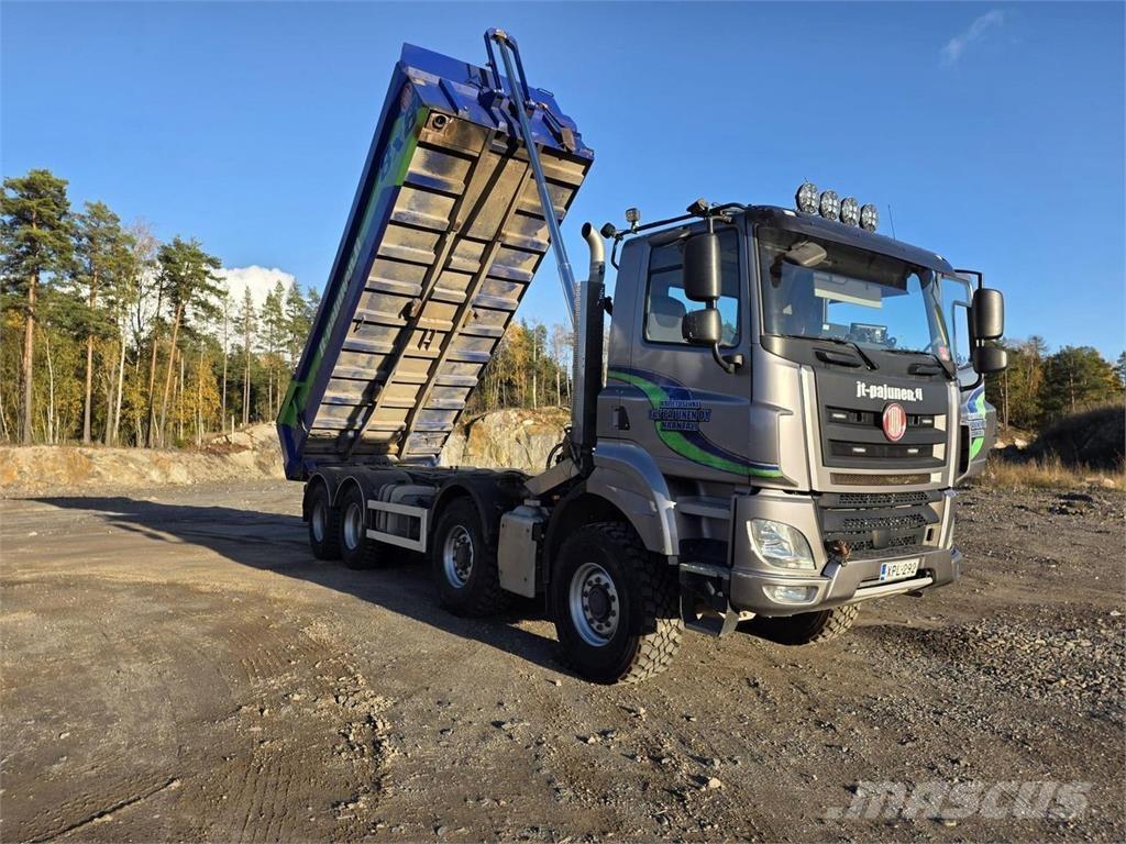 Tatra Phoenix Tractores