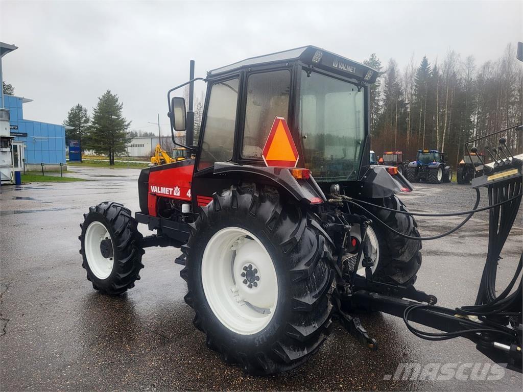 Valmet 455 Tractores
