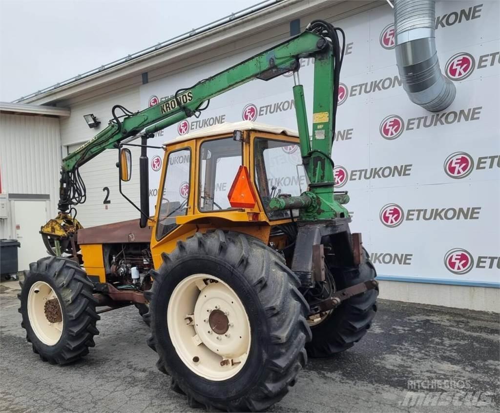 Valmet 802-4 Tractores