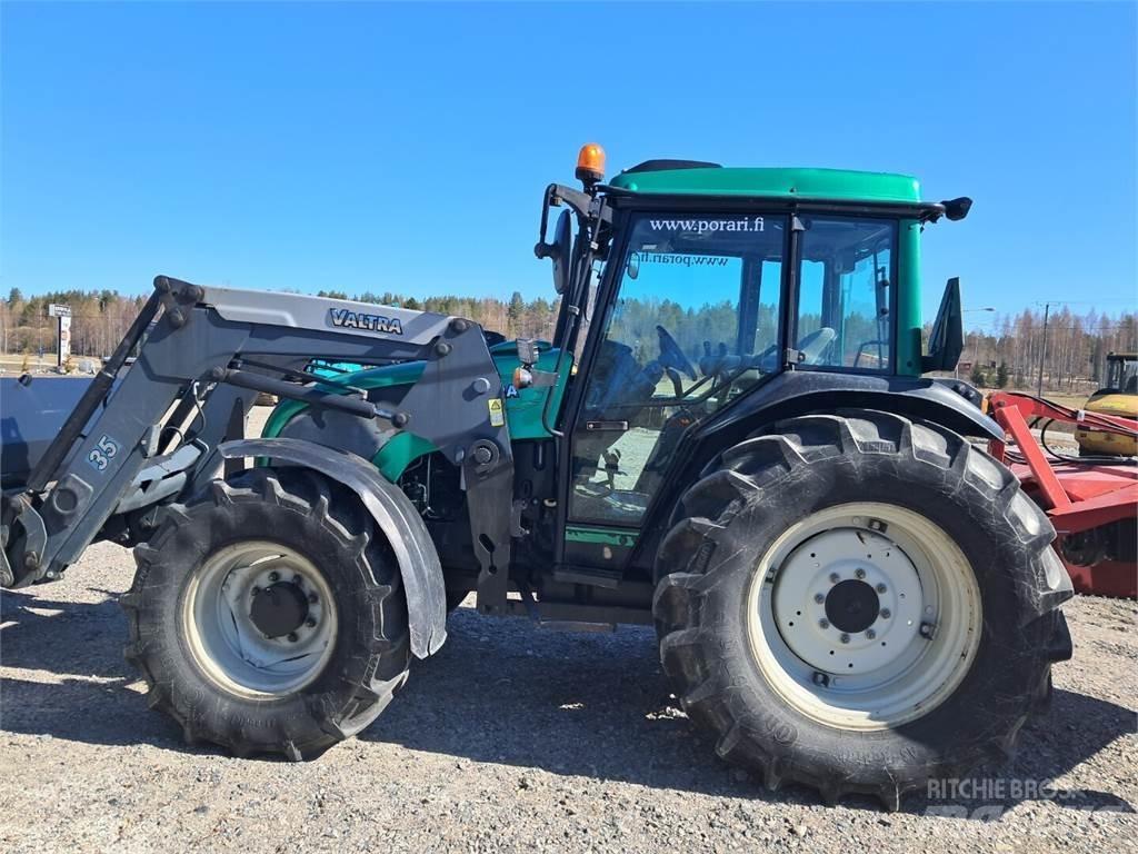 Valtra A92 Tractores