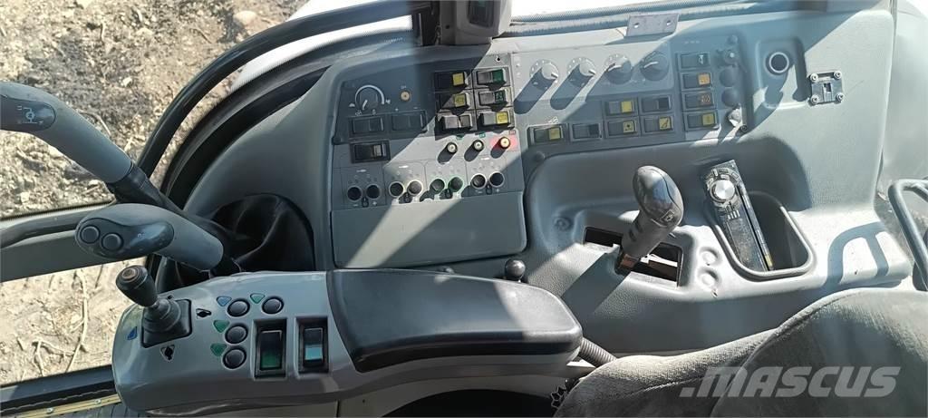 Valtra T 180 Tractores