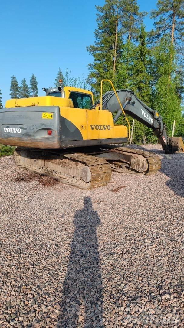Volvo 210 B Excavadoras de cadenas