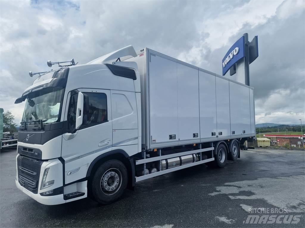 Volvo FM 500 6x2 Camiones caja cerrada