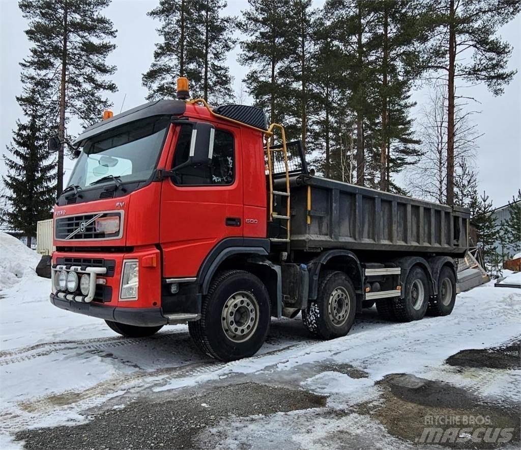 Volvo FM D13 8x4 Camiones bañeras basculantes o volquetes