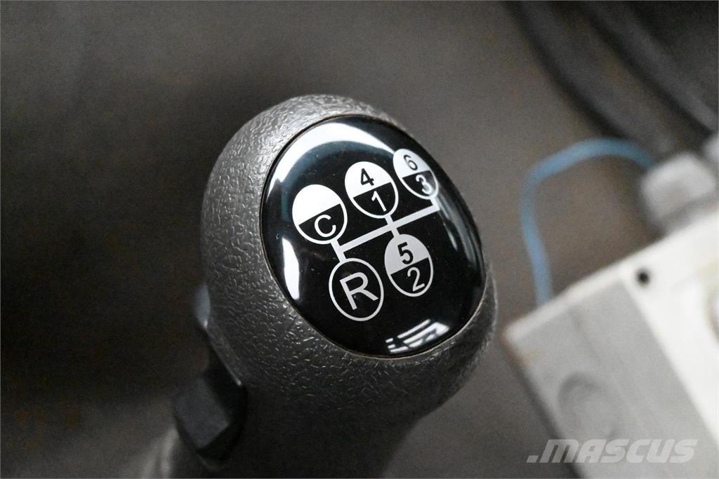 Volvo FM300 6x2 Camiones polibrazo