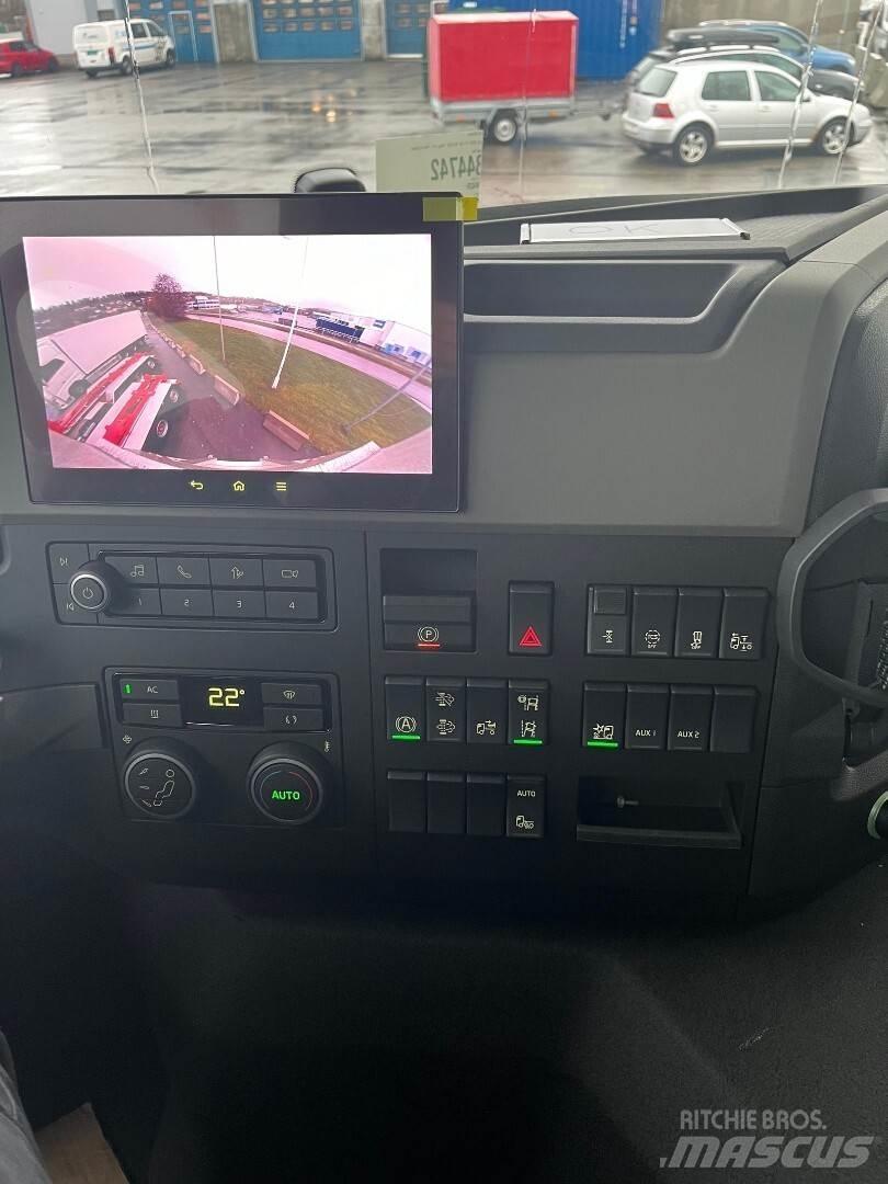 Volvo FM330 4x2 Camiones caja cerrada