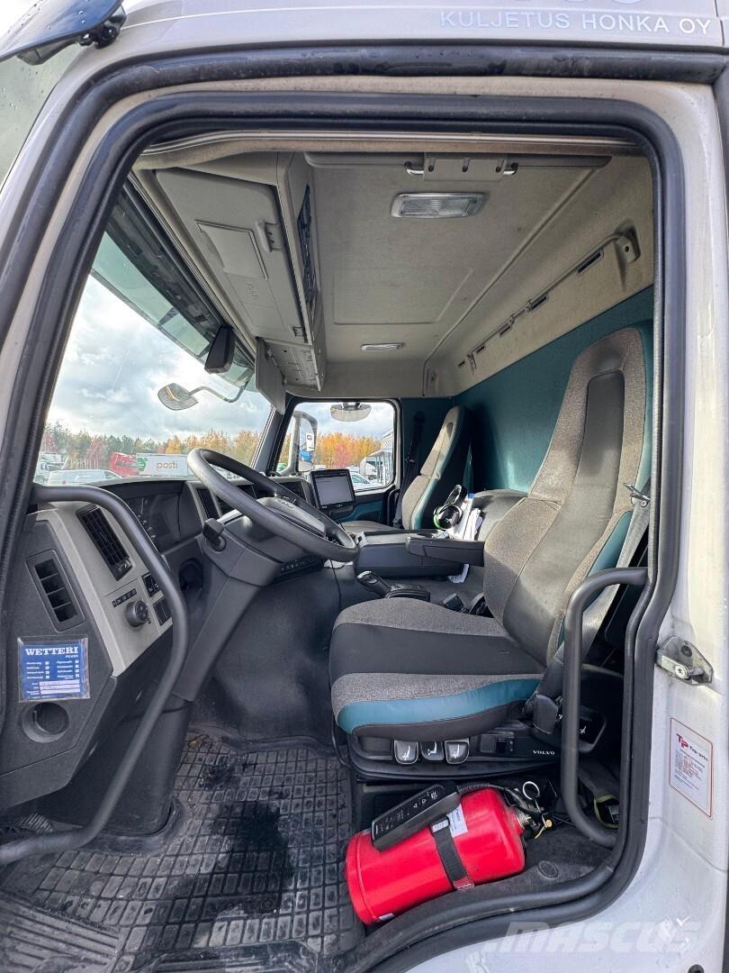 Volvo FM330 6x2 Isotermos y frigoríficos