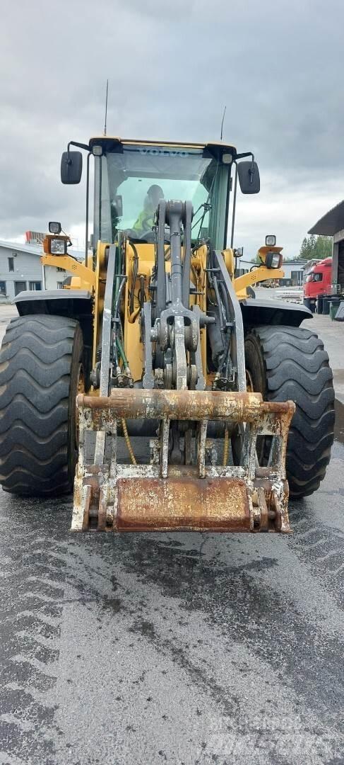 Volvo L 120G Cargadoras sobre ruedas