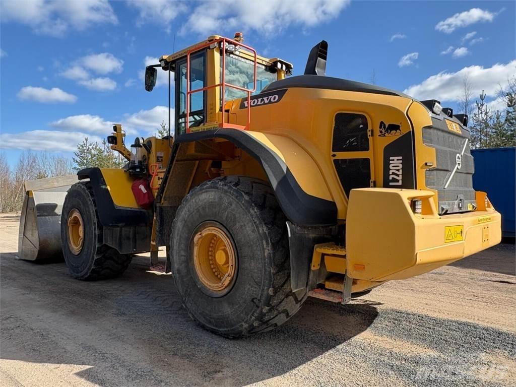 Volvo L 220 H Cargadoras sobre ruedas