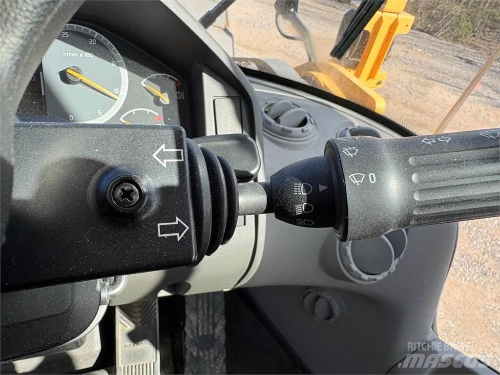 Volvo L 220 H Cargadoras sobre ruedas