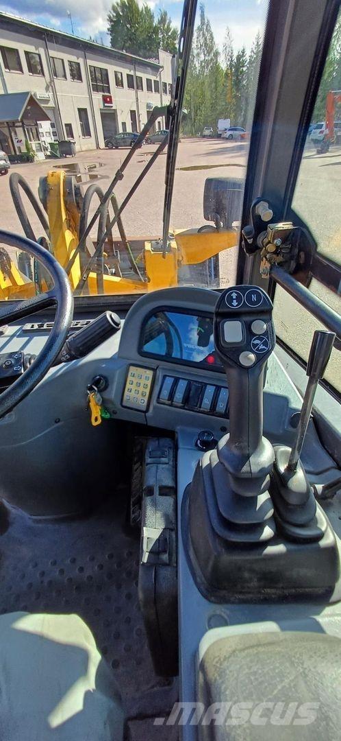 Volvo L25B-P Cargadoras sobre ruedas