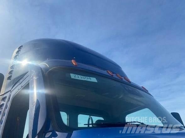 Freightliner CASCADIA 116 Cabezas tractoras