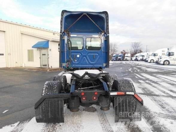 Freightliner CASCADIA 116 Cabezas tractoras