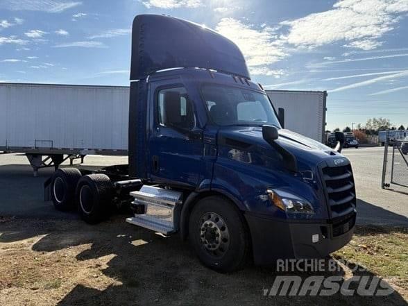 Freightliner CASCADIA 116 Cabezas tractoras