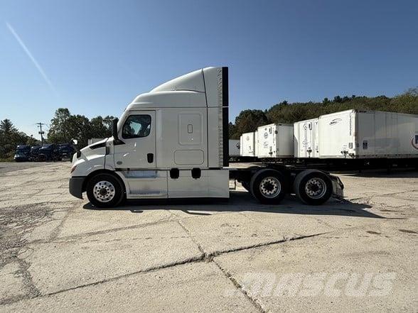 Freightliner CASCADIA 116 Cabezas tractoras