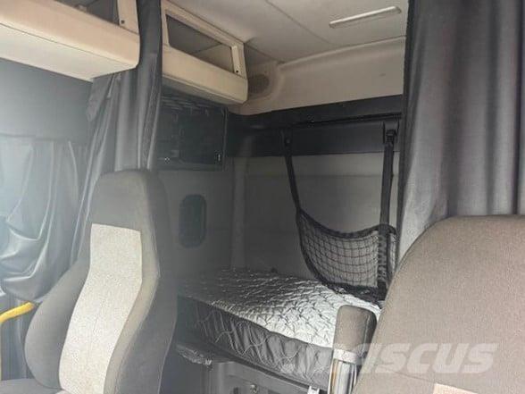 Freightliner CASCADIA 116 Cabezas tractoras
