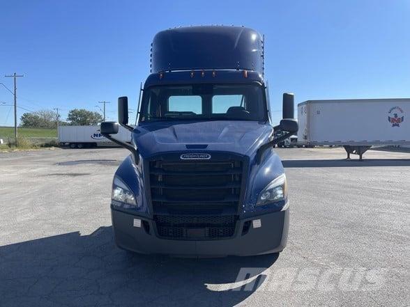 Freightliner CASCADIA 116 Cabezas tractoras