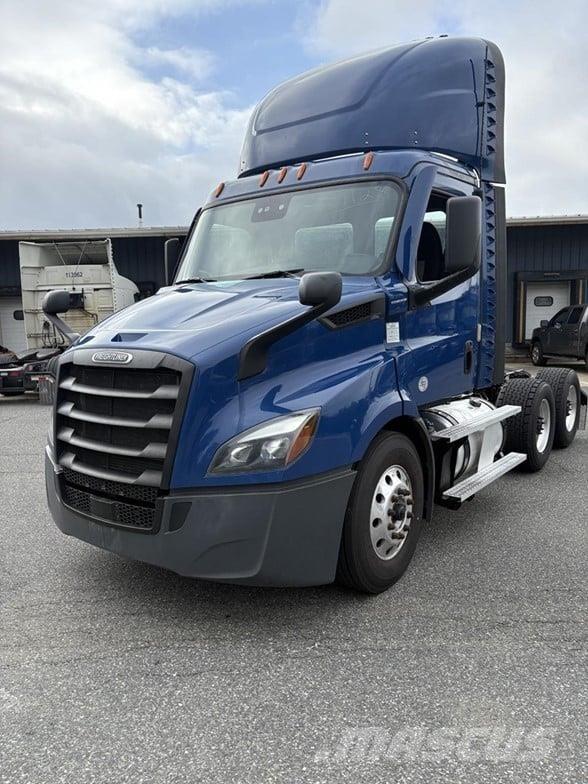 Freightliner CASCADIA 126 Cabezas tractoras
