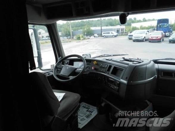 Volvo VNL64T860 Cabezas tractoras