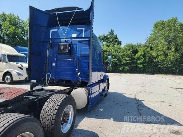 Volvo VNL64T860 Cabezas tractoras