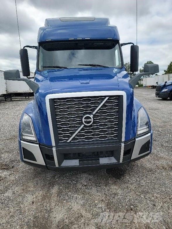 Volvo VNL64T860 Cabezas tractoras