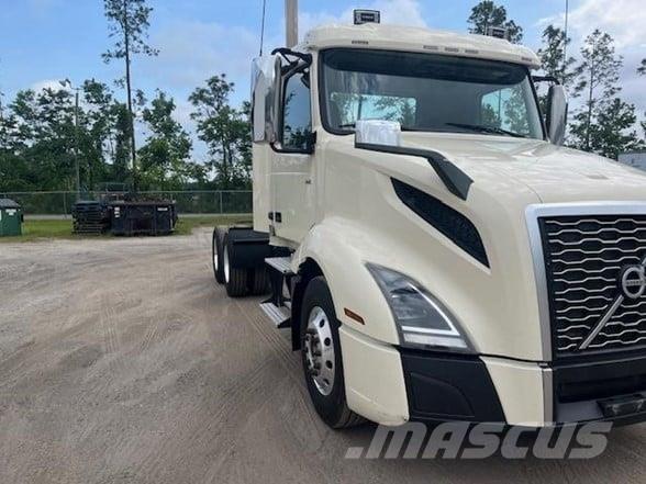 Volvo VNR64T300 Cabezas tractoras